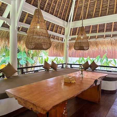 Villa Santai By Optimum Bali Villas Чангу Экстерьер фото